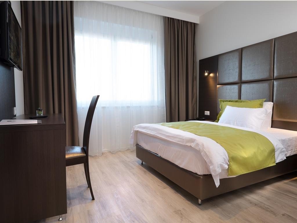 Boutique Hotel Bellevue Rheinfelden / Basel Esterno foto
